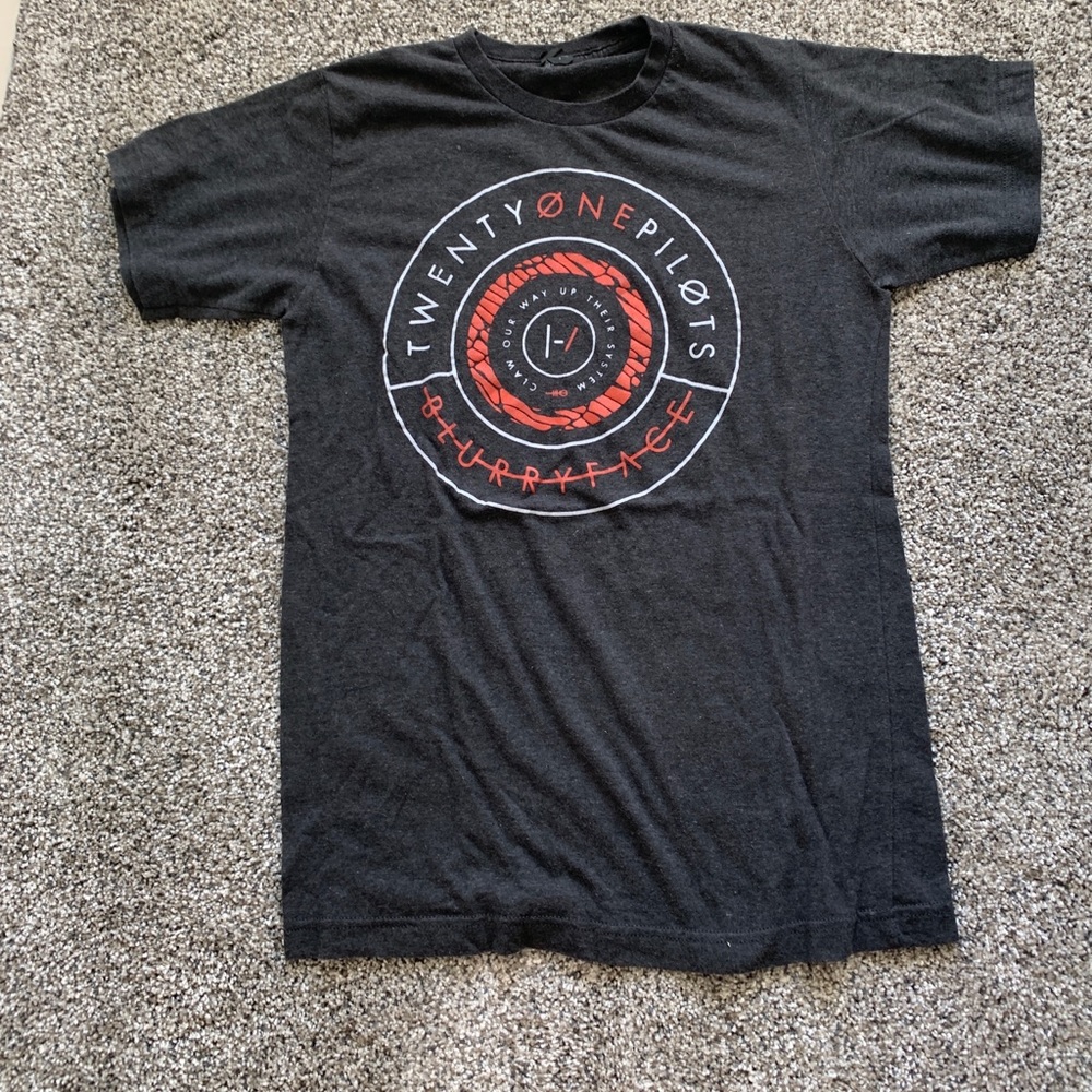 Twenty One Pilots tee